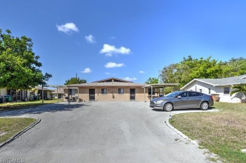 3632 10th Ave, Cape Coral, FL 33904-4723