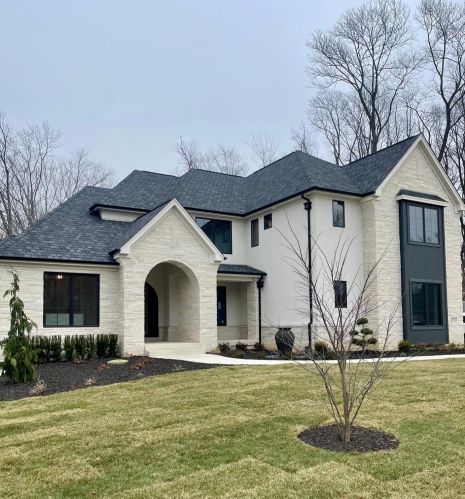 3357 Siena Dr, Valpo, IN 46385-9807