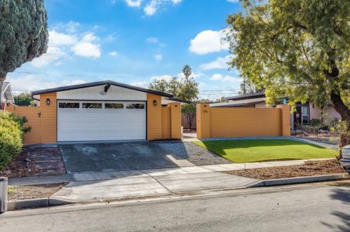 774 Lakewood Dr, Sunnyvale CA  94089-2505 exterior