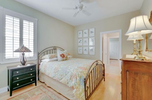 1206 Chantry Pl, Lake Mary FL  exterior