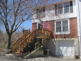 7 Cambridge, Oxford, NJ 07863-3406