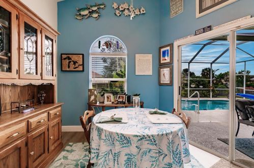 972 Haas Ave, Fort Pierce FL  34953-5611 exterior
