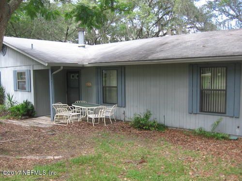 270 Swan Lake Dr, Melrose, FL 32666-3063