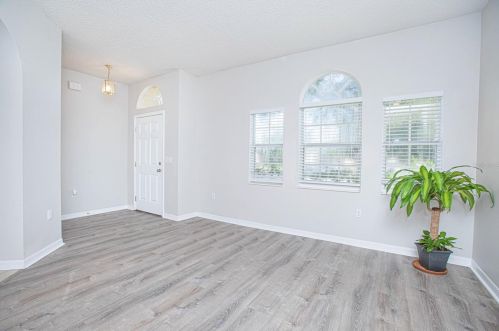 9941 Shadow Creek Dr, Orlando, FL 32832-5634