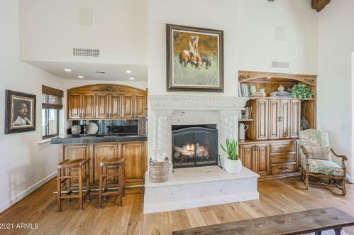 8228 Candelaria Dr, Scottsdale, AZ 85255-4218