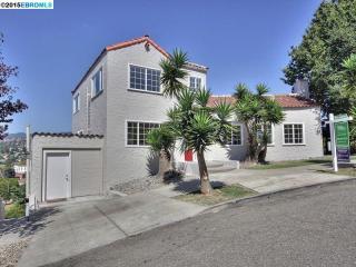 668 Hillgirt Cir, Oakland, CA 94610-3736