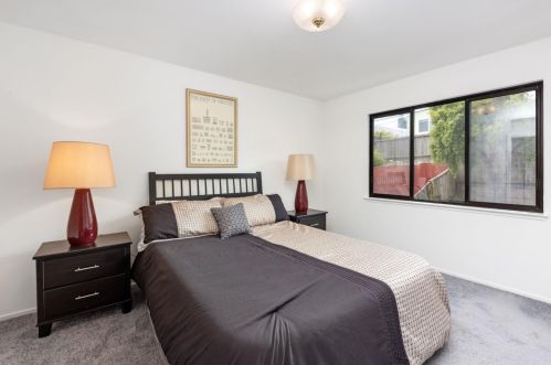 1360 Southgate Ave, Daly City CA  94015-3939 exterior