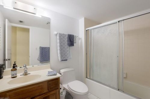 3200 Binnacle Dr, Naples FL  34103-4170 exterior