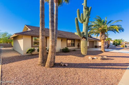 12323 Westgate Dr, Sun City, AZ 85375-5132