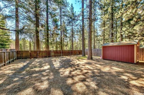 2090 Lukins Way, South Lake Tahoe, CA 96150-6548