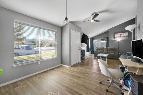 687 Parkview Dr, Lake Elsinore CA  92530-7072 exterior