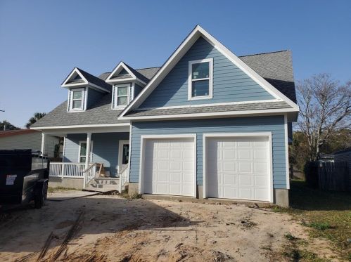 122 Dolphin Ave, Galveston, TX 77550-3202