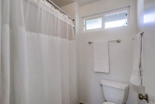 3275 Old Bridgeport Way, San Diego CA  92111-7733 exterior