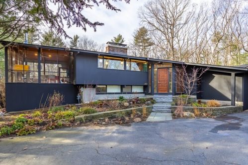 419 Heald Rd, Carlisle, MA 01741-1422