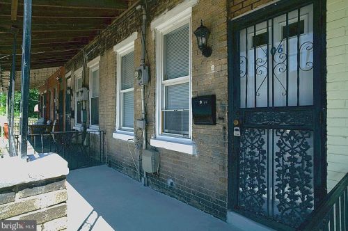 106 State St, Camden, NJ 08102-2160