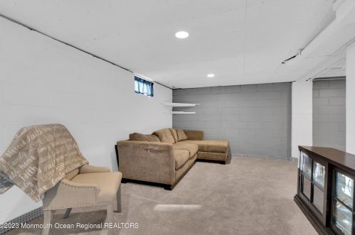 10 Trinity Pl, Jackson Twp NJ  08527-1822 exterior