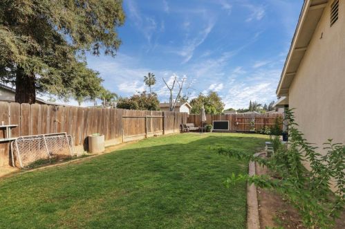 6148 San Juan Ct, Riverbank CA  95367-2742 exterior