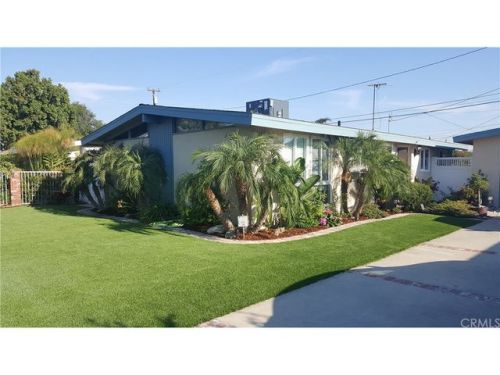 117 221st St, Long Beach, CA 90745-3015