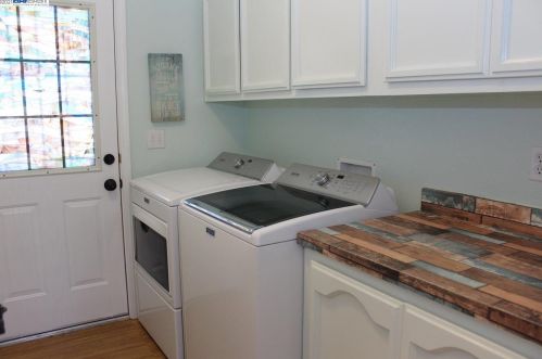 28378 Bradshire Rd, Hayward CA  94545-4818 exterior