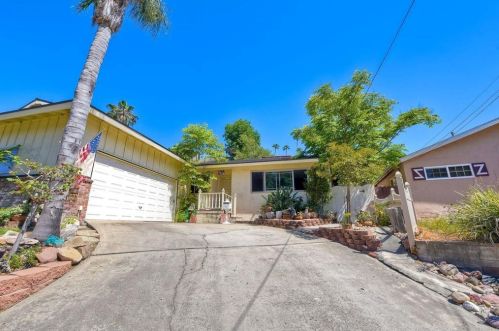4415 68th St, La Mesa, CA 91942-5836