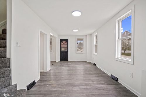 104 High St, Red Lion PA  17356-1606 exterior