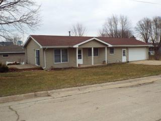 512 2nd St, Osterdock, IA 52035-9601