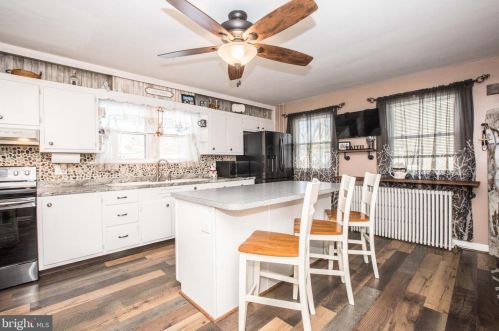 149 Spring Garden St, Dauberville, PA 19533-8818