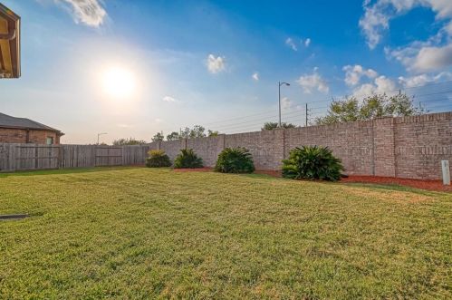 12919 Southern Rdg Dr, Pearland TX  77584-3699 exterior