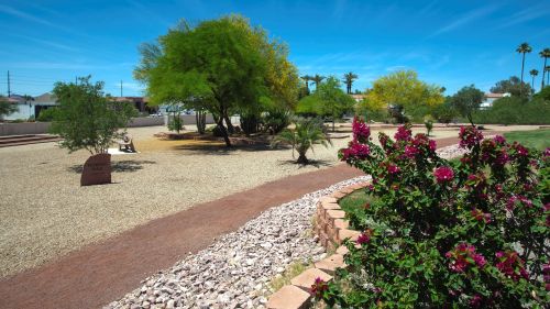 1723 Montana Vis, Lake Havasu City AZ  86403-9364 exterior