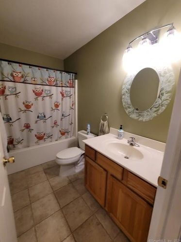 563 Cedar Mountain Rd, Litchfield CT  06787-2060 exterior