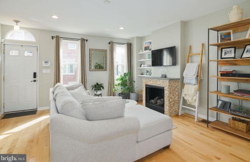 1613 Manton St, Philadelphia PA  19146-3029 exterior