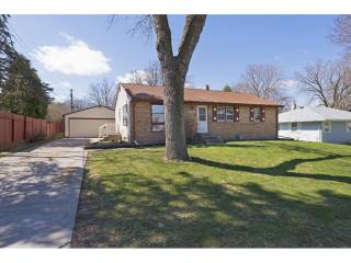 2451 Churchill St, Saint Paul, MN 55113-3317
