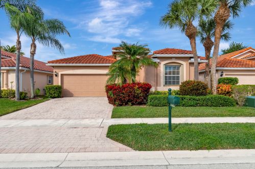 7183 Lombardy St, Boynton Beach, FL 33472-7347