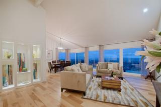 2645 San Angelo Dr, Claremont, CA 91711-1557