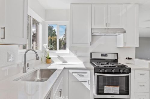 4753 Westridge Dr, Oceanside CA  92056-3003 exterior