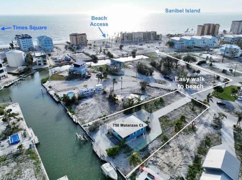 750 Matanzas Ct, Fort Myers Beach, FL 33931-2120