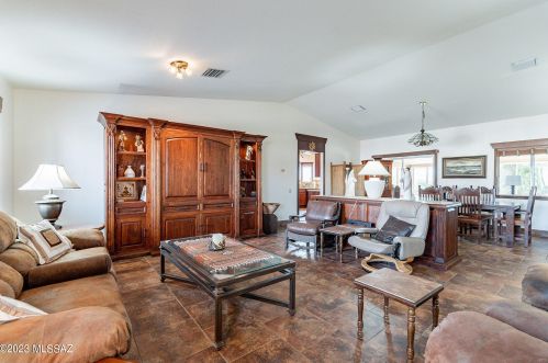 4341 Desert Jewel Loop, Green Valley AZ 85622-5645 exterior