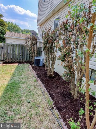 12 Heritage Dr, Dover DE  19904-6519 exterior