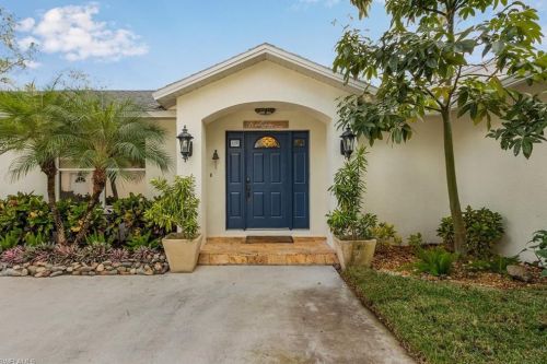 770 Logan Blvd, Naples FL 34116-3909 exterior