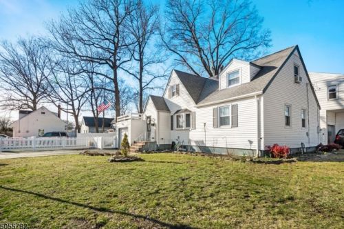 563 Webster Ave, Roselle Park, NJ 07204-1405