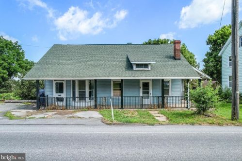 6176 Division Hwy, Beartown, PA 17555-9211