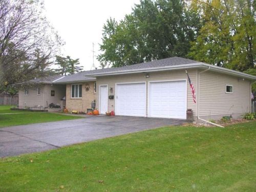 109 Summer St, Saint Ansgar, IA 50472-9544