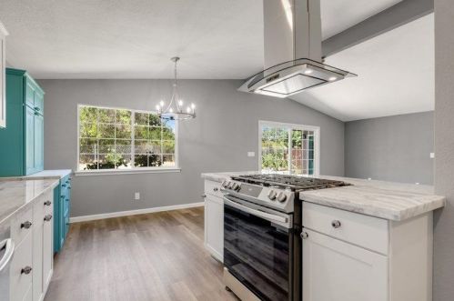 6577 Melrose Dr, North Highlands CA  95660-4378 exterior