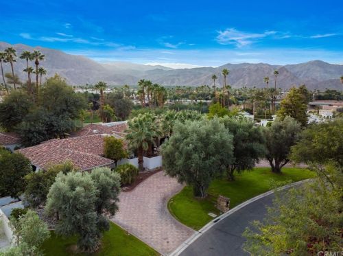 12 Clancy Ln, Rancho Mirage CA  92270-4501 exterior