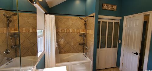 31 Evergreen Pl, Deer Park NY  11729-3720 exterior