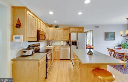 411 Shipwrighter Way, Lansdale PA  19446-4022 exterior