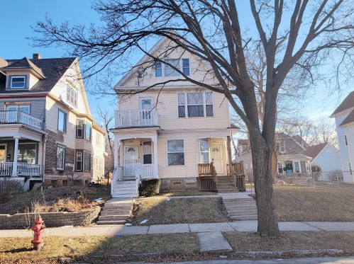 2436 1st St, Milwaukee, WI 53207-0014