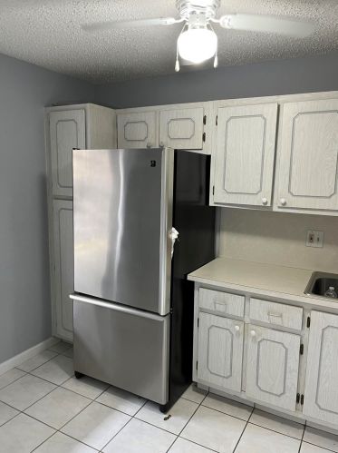 129 Lake Anne Dr, West Palm Beach FL  33411-2137 exterior