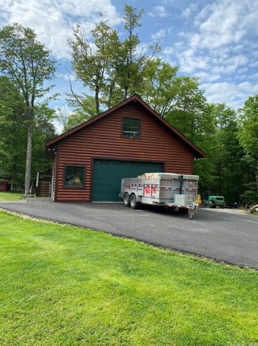 780 Dahlia Rd, Lew Beach, NY 12758-6954
