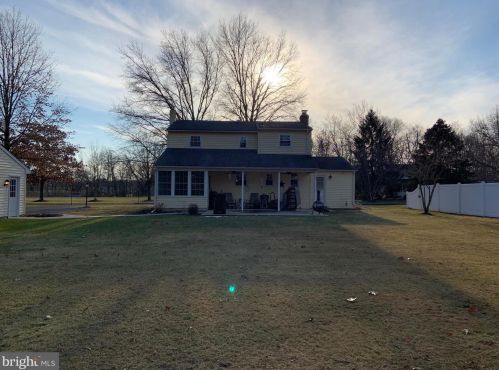 1615 Heebner Way, Lansdale PA 19446-4317 exterior